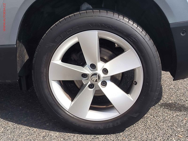 Škoda Karoq (2018) 1.0 TSi, Ambition, LED, navi - fotka 24 z 25
