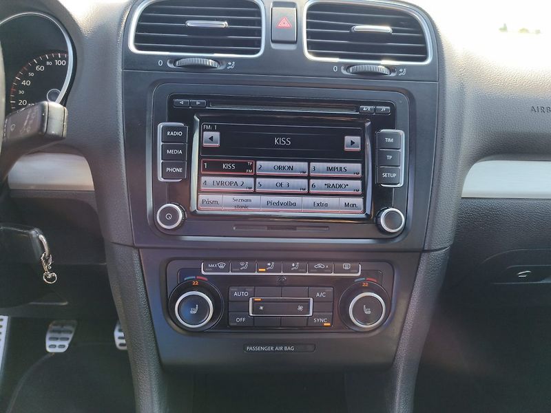 Volkswagen Golf (2012) - fotka 13 z 30