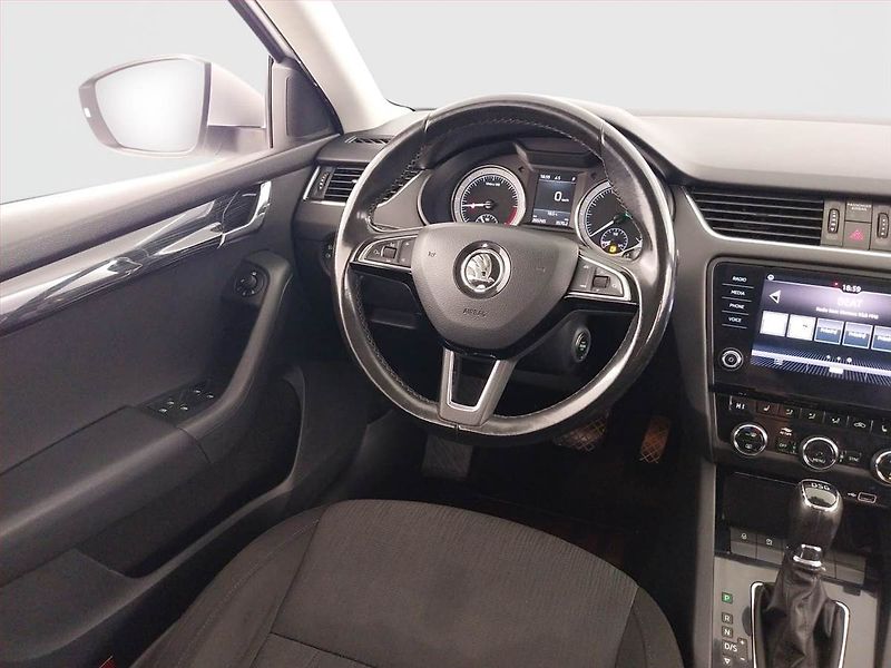 Škoda Octavia (2018) Style 1.6 TDI, Automat, Navi - fotka 7 z 22