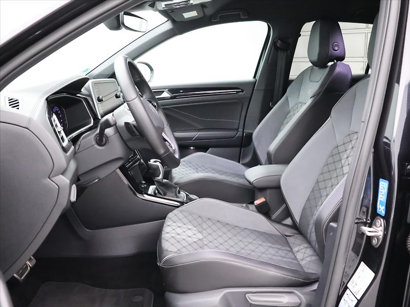 Volkswagen T-Roc 2,0 TSI 140kW R-Line 4M DPH - fotka 12 z 36
