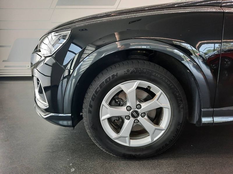 Audi Q3 (2022) 35 TDI quattro (110kW/150k) S - fotka 15 z 21