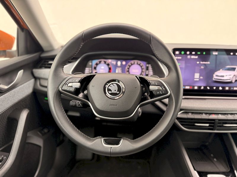 Škoda Octavia (2025) COMBI TOP SELECTION 1,5 TSI M- - fotka 16 z 32