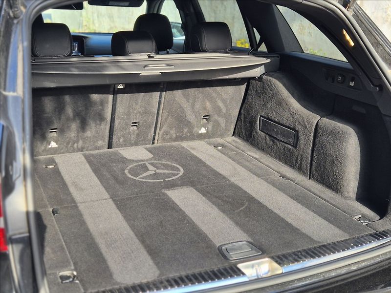 Mercedes-Benz Třídy E 220d*4M*AMG*head-up*webast - fotka 33 z 43
