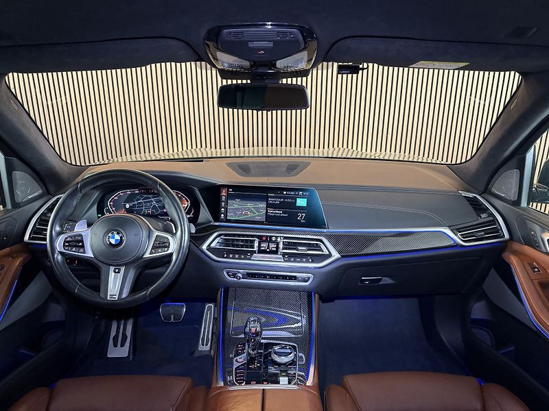 BMW X5 40d Individual Carbon Tažné CZ - fotka 19 z 41