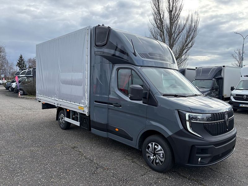 Renault Master (2026) 170k AUT, 8EP, Spojkar, 2lůžka - fotka 3 z 26