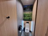 Dvě protilehlé odpočívky mezi sjezdy na Mirotice a Lety patří mezi nejmodernější a největší. Čerpačky jsou prý i technologicky nejvyspělejší v Čechách.