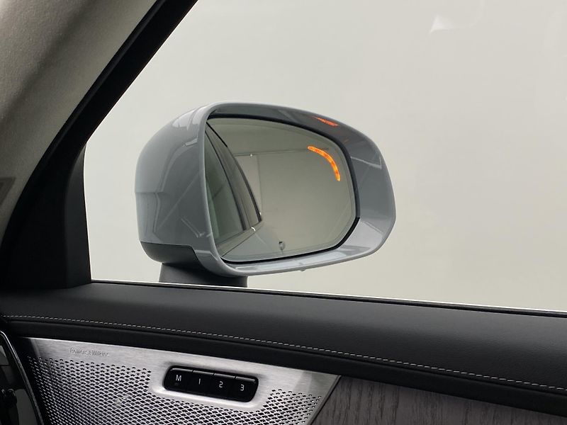 Volvo XC90 (2026) T8 AWD Plug-in BRIGHT ULTRA - fotka 35 z 72