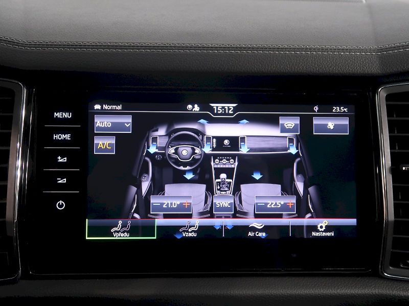 Škoda Kodiaq (2023) LAURIN&KLEMENT 2.0TSI 140KW 4x - fotka 31 z 45