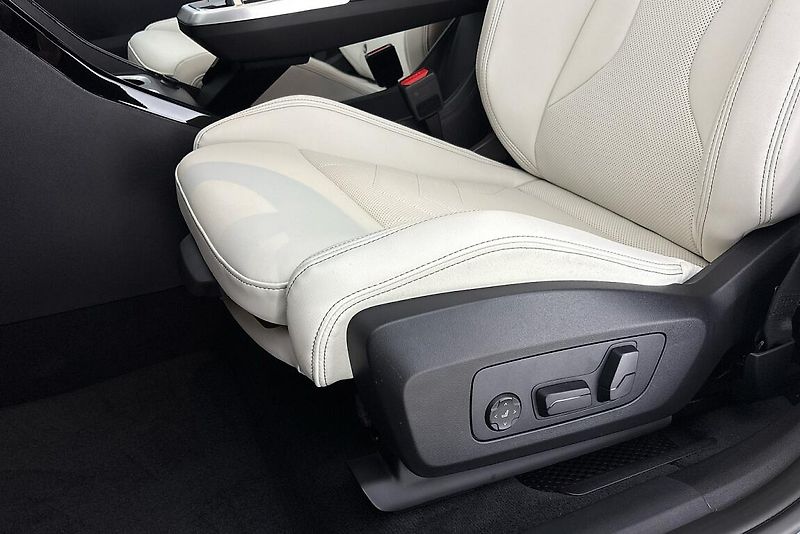 BMW X2 xDrive20d - fotka 7 z 14