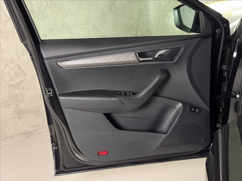 Škoda Karoq 1,5 TSi  Style Virtual Kessy M - fotka 19 z 47