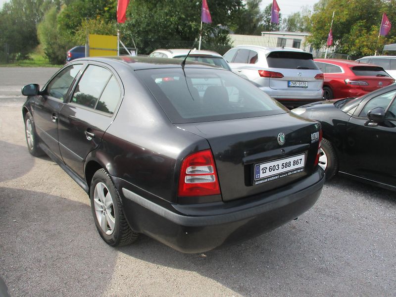 Škoda Octavia (2009) 1,9 TDi - fotka 4 z 11