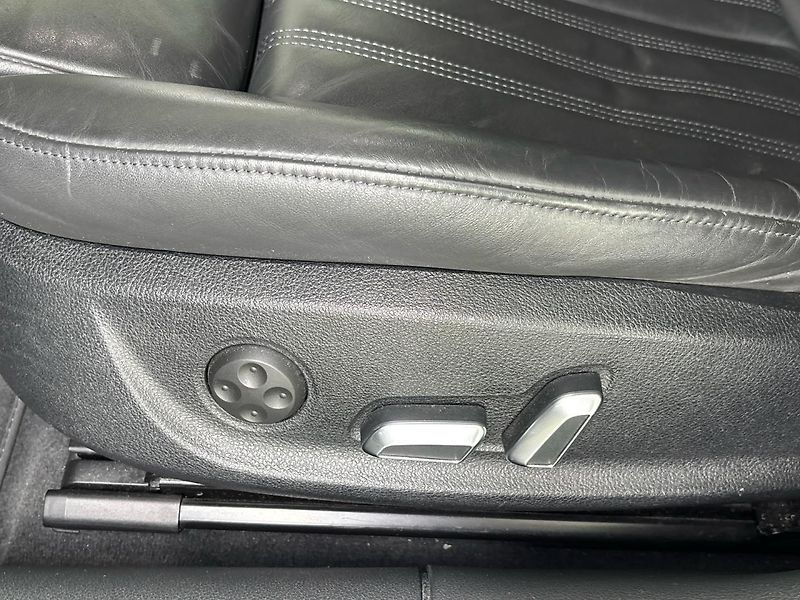 Audi A6 quattro S tronic - fotka 27 z 29