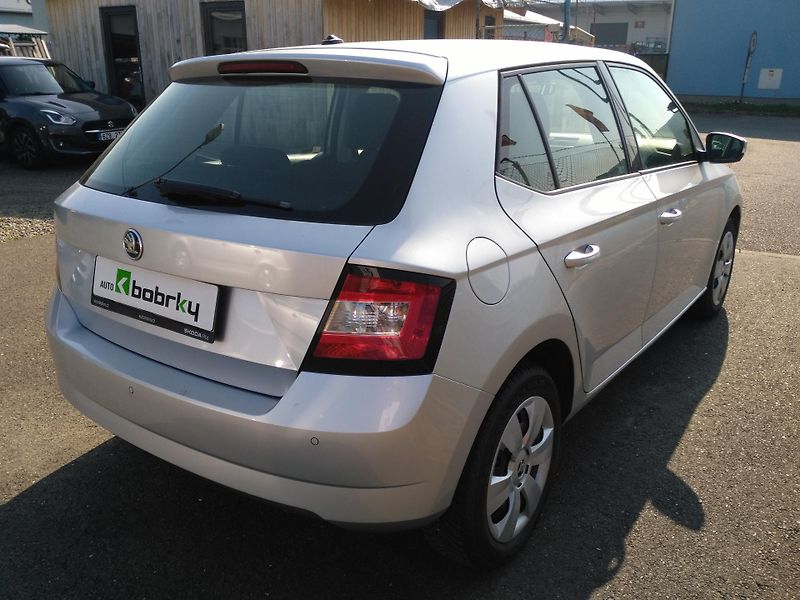 Škoda Fabia 1,0 TSI - fotka 3 z 36