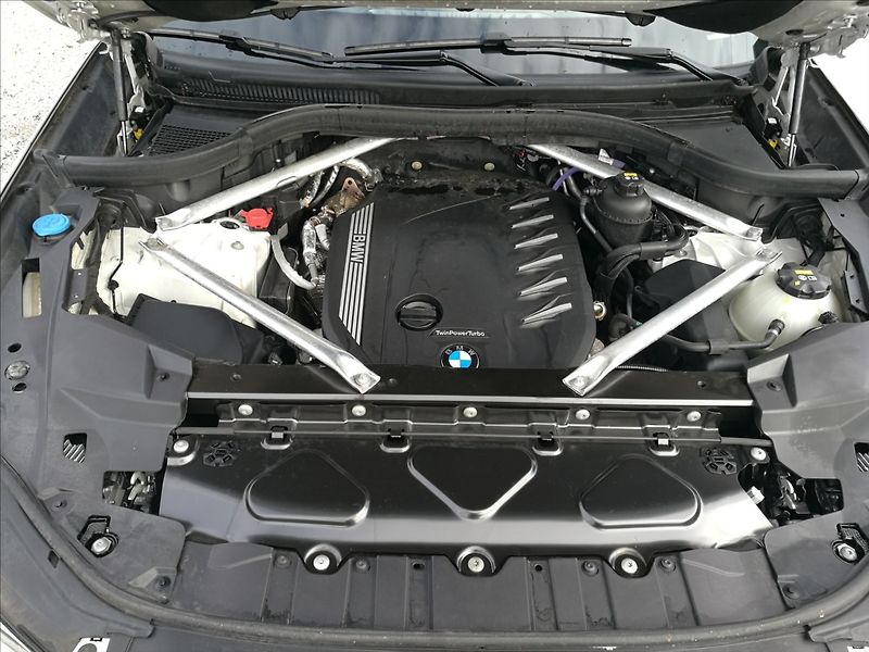 BMW X5 3,0 d xDrive 1.majitel - fotka 23 z 26
