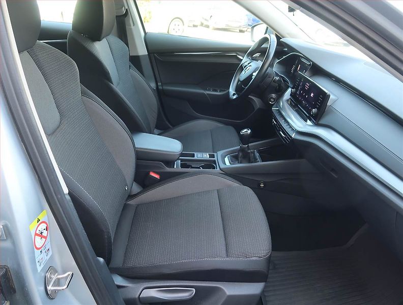 Škoda Octavia (2021) 2.0 TDI, Serv.kniha, Tempomat - fotka 9 z 14