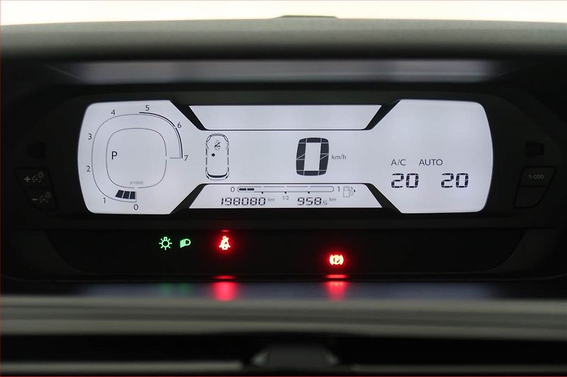 Citroën C4 Picasso (2015) 2.0 HDI, Automat, Navi - fotka 11 z 19