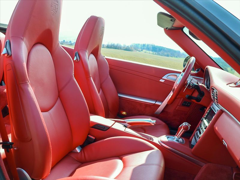 Porsche 911 3,8 TURBO S - fotka 22 z 56