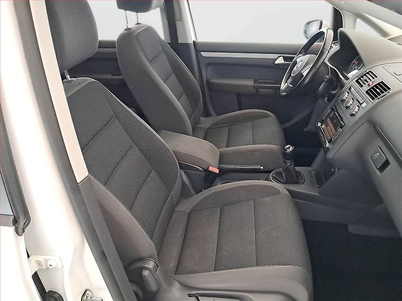 Volkswagen Touran (2015) Comfortline 1.6 TDI - fotka 9 z 17