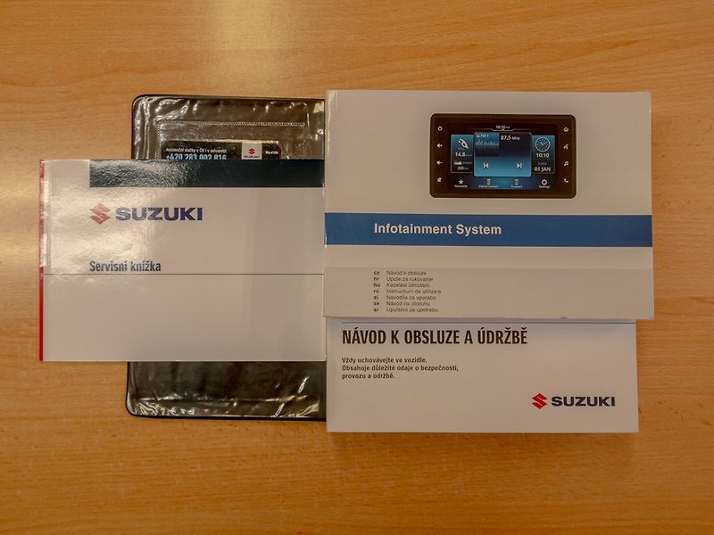 Suzuki SX4 S-Cross (2024) 1.4T 95KW – NOVÉ V ČR - fotka 51 z 54