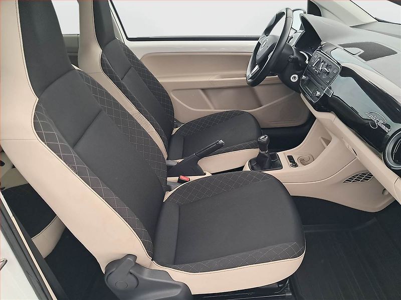 Škoda Citigo (2016) Ambition 1.0 MPI - fotka 9 z 16