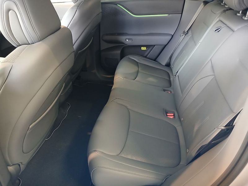 Xpeng G6 (2026) AWD Performance - 487 HP !!! - fotka 13 z 16
