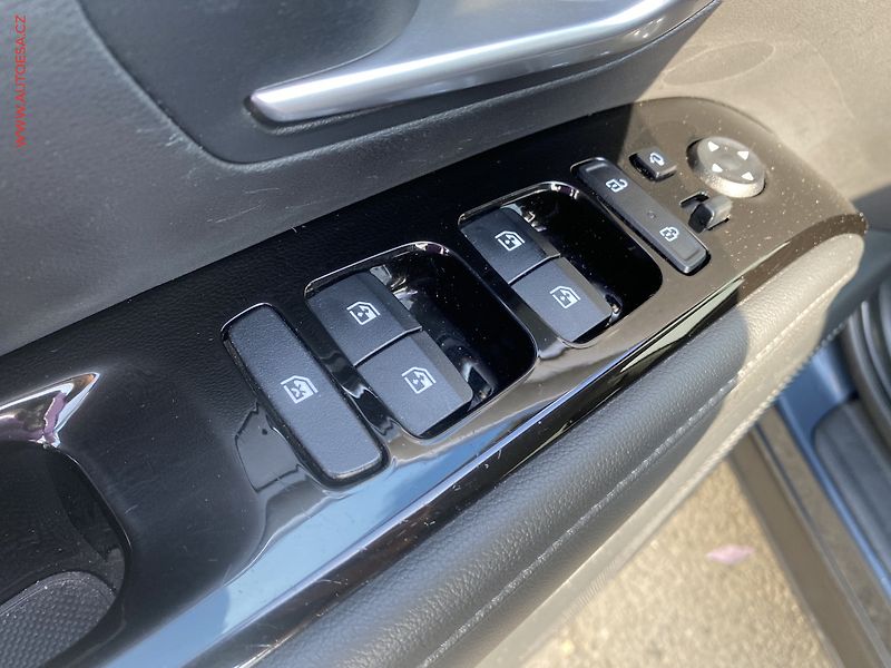 Hyundai Tucson (2022) 1.6 T-GDi, ČR, TZ, LED - fotka 13 z 20