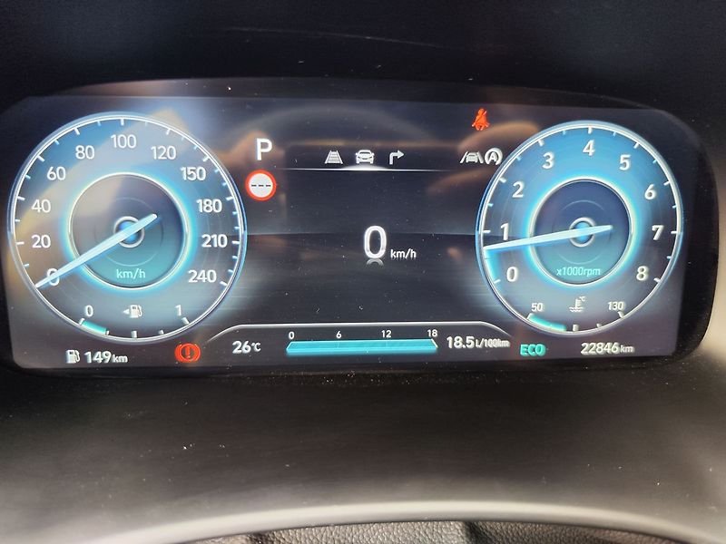 Hyundai i30 1.5 T-GDI/103kW N-Line DCT - fotka 17 z 36