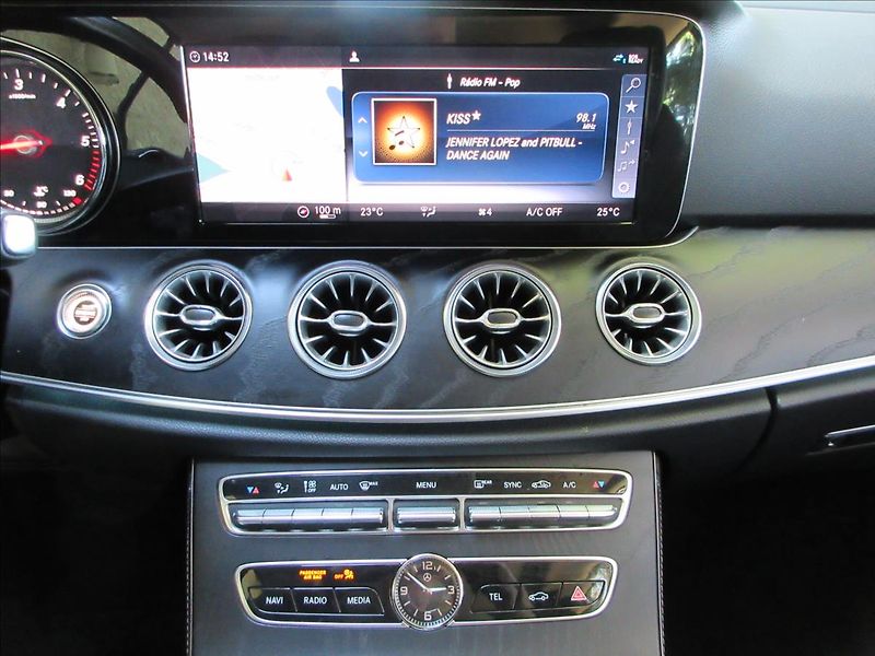 Mercedes-Benz Třídy E 220D 143Kw, Panorama, Nové ČR - fotka 18 z 29