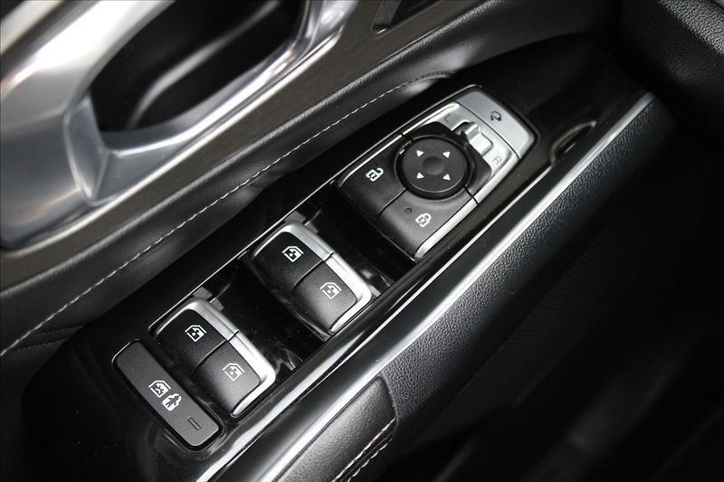Kia Sorento 1,6 HEV  ČR,4x4,A/T,DPH,TOP - fotka 29 z 49