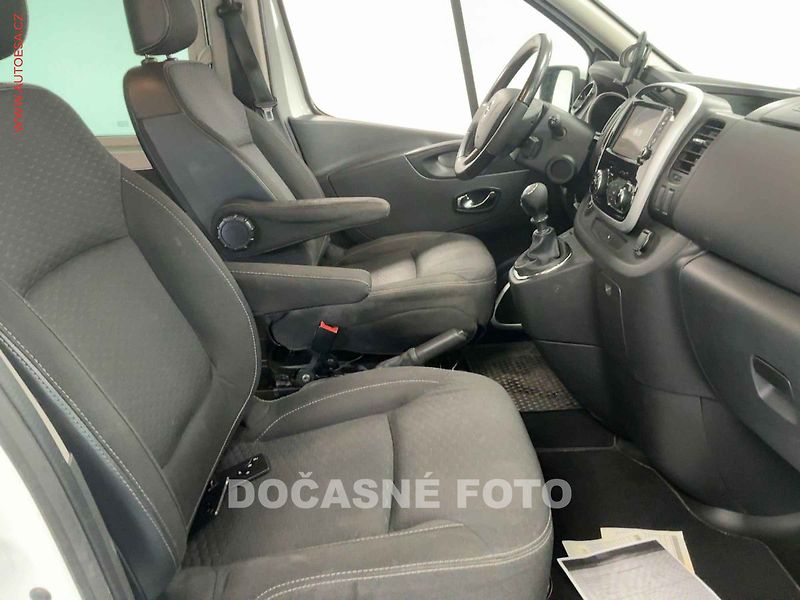 Opel Vivaro (2018) 1.6CDTi 5míst, 107kW, autoAC - fotka 8 z 11