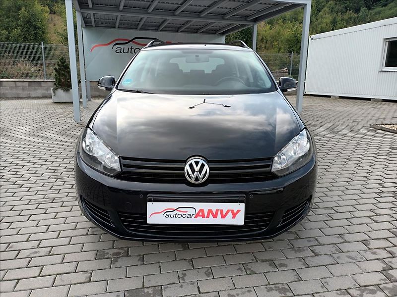 Volkswagen Golf 1,2 TSI,77KW,DIGIKLIMA,SERVIS - fotka 2 z 36