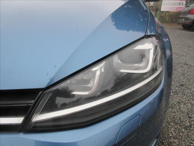 Volkswagen Golf 2,0 TDI 110kW Xenon Comfortlin - fotka 13 z 17