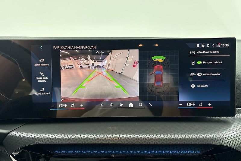 BMW i4 xDrive40 - fotka 19 z 24