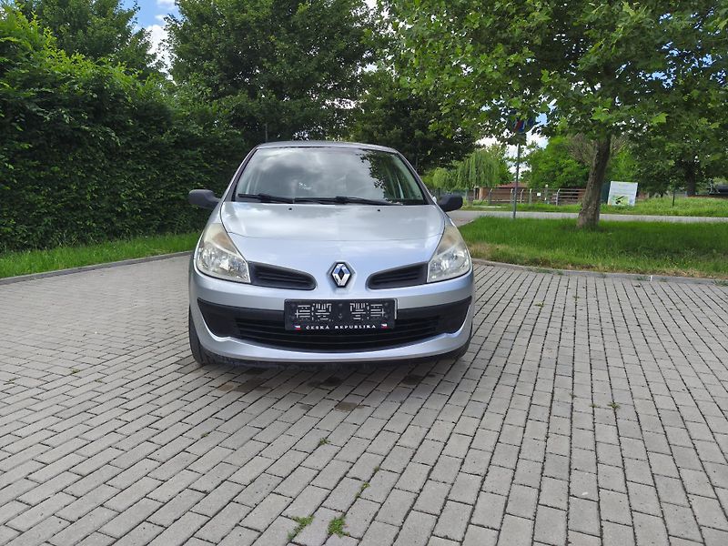 Renault Clio 1.2 confort- nové rozvody - fotka 17 z 23