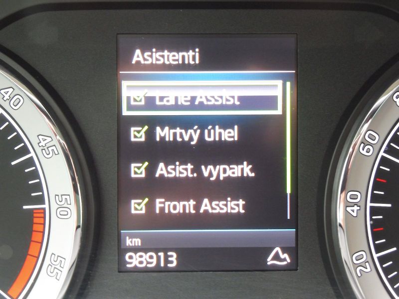 Škoda Kodiaq (2018) Style 2,0 TDI 110kW DSG 4x4 - fotka 18 z 30