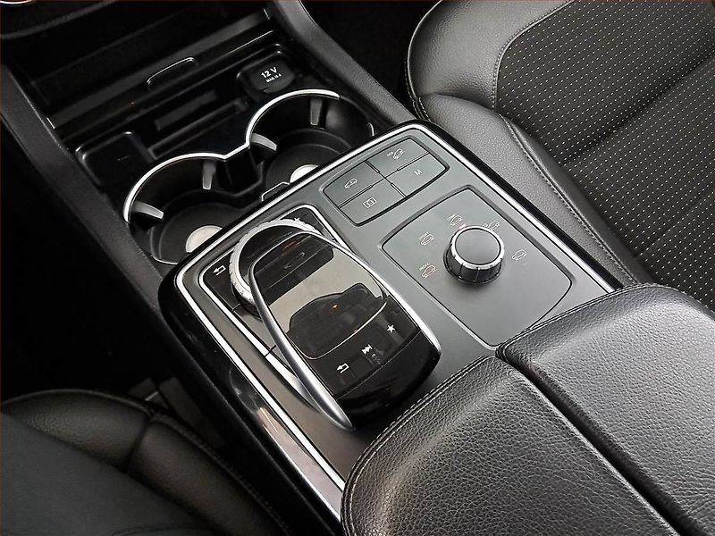 Mercedes-Benz GLE (2016) 400 - fotka 24 z 25
