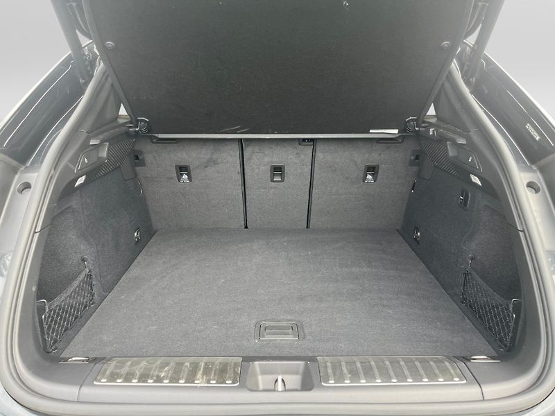 Porsche Macan 4s - fotka 24 z 26