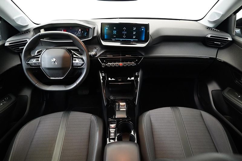 Peugeot 208 - fotka 5 z 26
