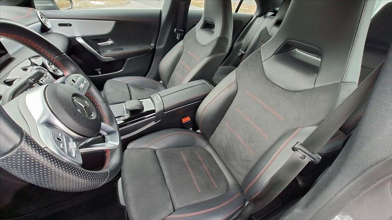 Mercedes-Benz CLA 200 AMG 120 KW DPH ČR - fotka 10 z 21