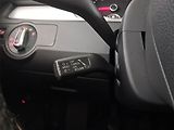 Volkswagen Passat (2011) Highline 2.0 TDI, Xenony - náhled 16