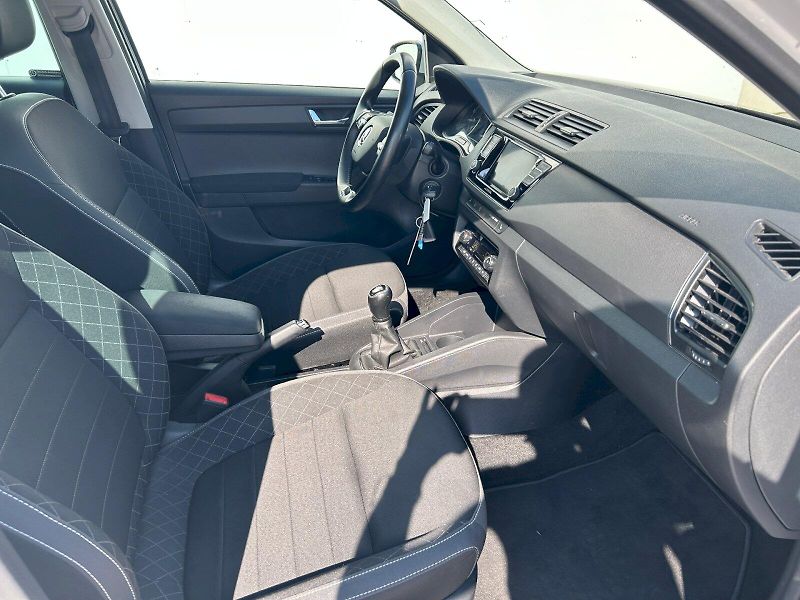 Škoda Fabia (2023) FAB COM AMB 70TSI/1.0 M5F - fotka 11 z 27