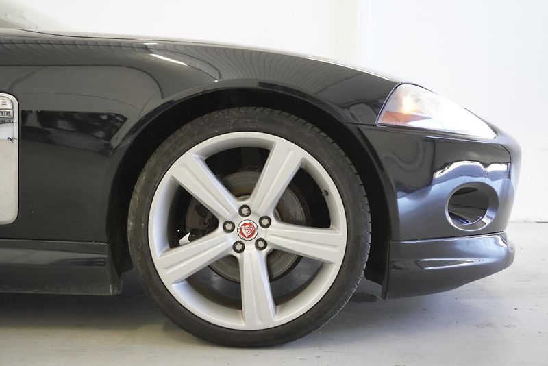 Jaguar XK8 4,2I AUT. - fotka 20 z 41