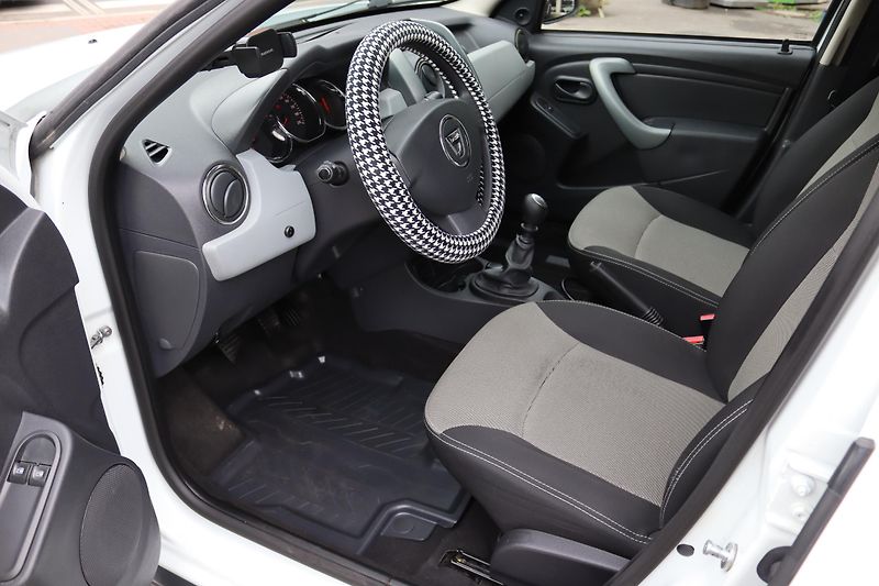 Dacia Duster 1.5dCi 1. MAJITEL JAKO NOVÉ - fotka 21 z 49