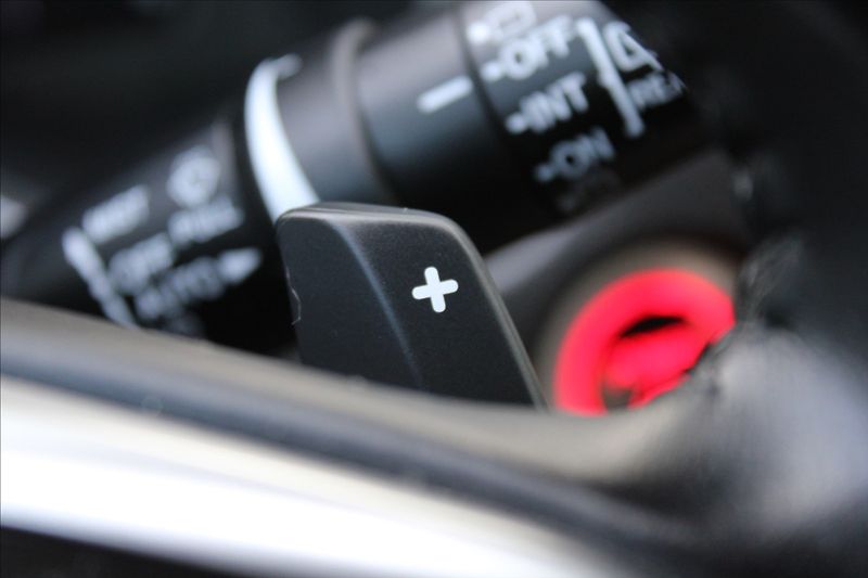 Honda CR-V 2,0 i  DPH,A/T,4x4,EXECUTIVE - fotka 22 z 47