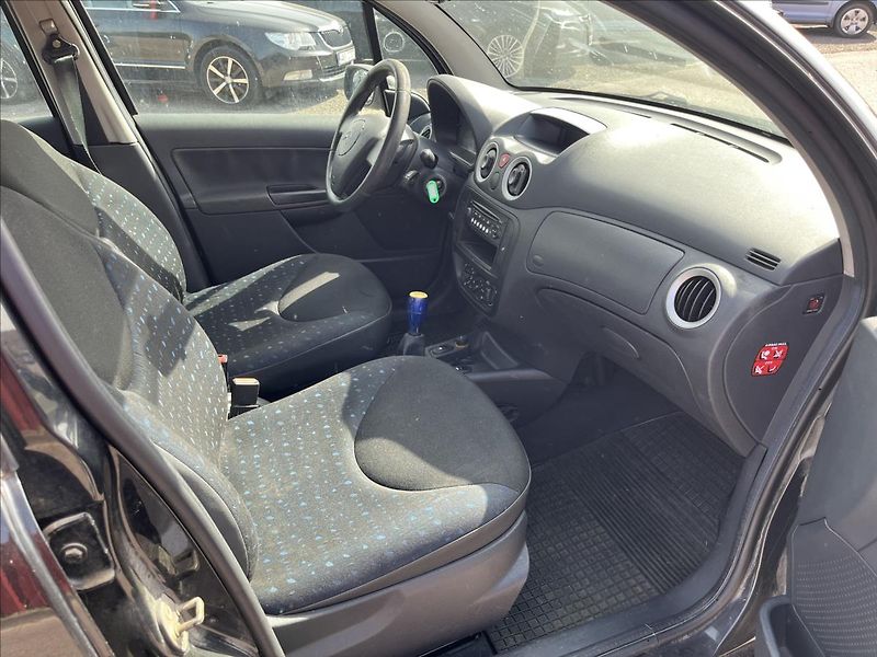 Citroën C3 1,1 i KLIMA STK 5/2028 - fotka 10 z 25