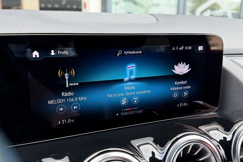 Mercedes-Benz GLA (2021) GLA 220d 4Matic AMG Line - fotka 87 z 121