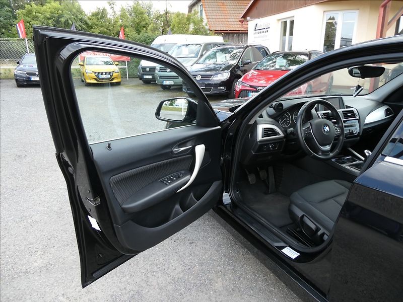 BMW Řada 1 1,5 116i 80kW koupeno v ČR - fotka 19 z 39