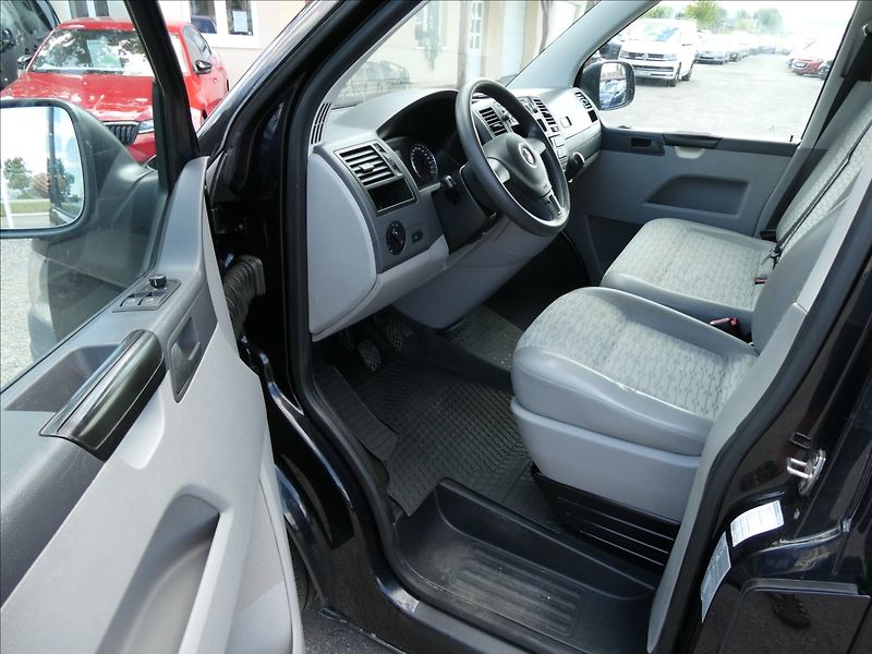 Volkswagen Transporter 2,0 TDi BUS 9.míst,klima,webas - fotka 15 z 46