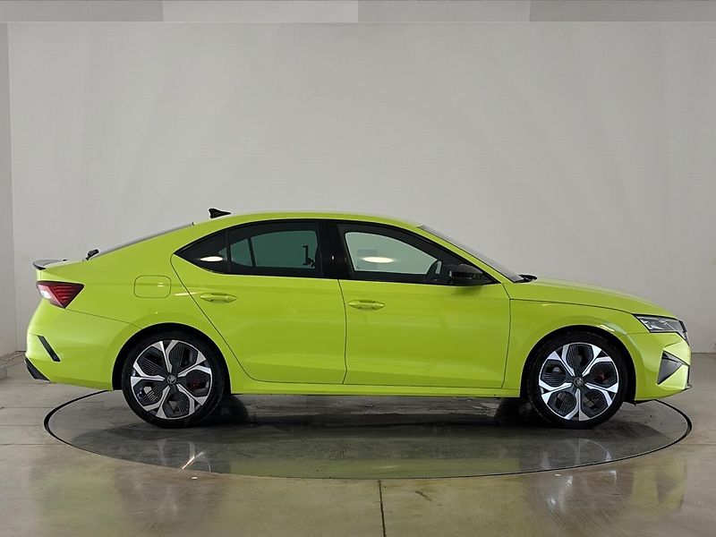 Škoda Octavia RS - fotka 16 z 28