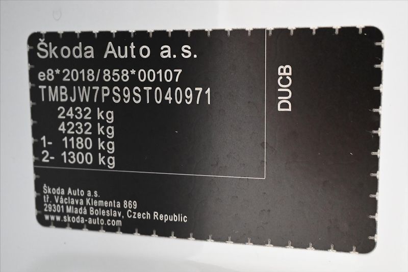 Škoda Kodiaq 1,5 TSI iV 150kW DSG Selection - fotka 12 z 34